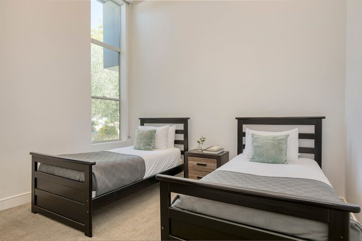 Room 28 of 51
