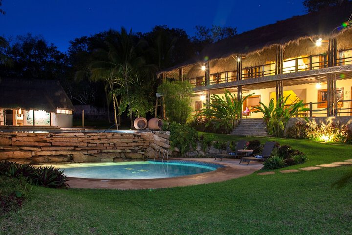 Pools & Facilities