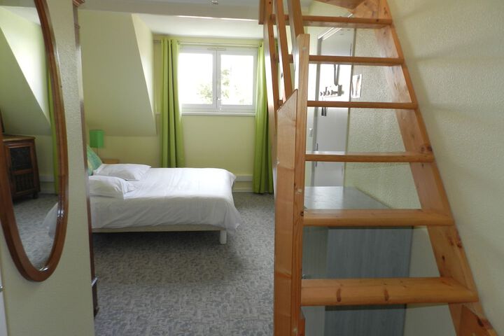 Room 29 of 83