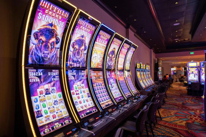 Entertainment 59 of 97