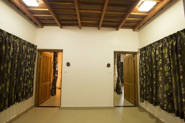 Room 14 of 40