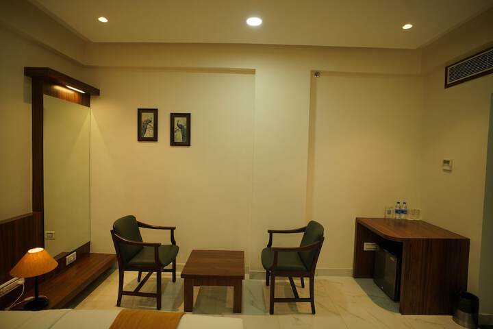 Room 17 of 46