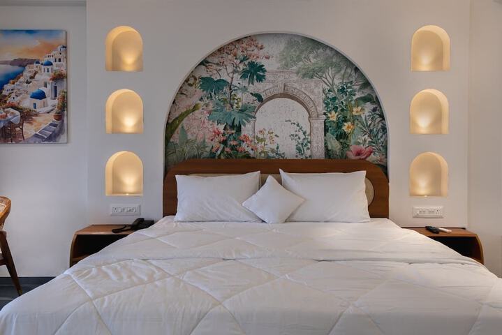 Room 4 of 11