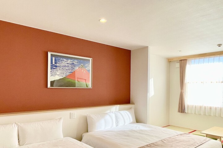Room 6 of 36