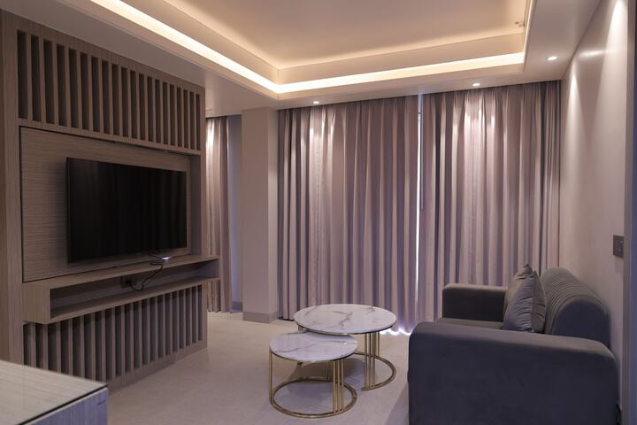 Room 14 of 32