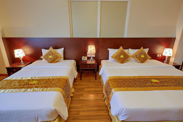 Room 21 of 213