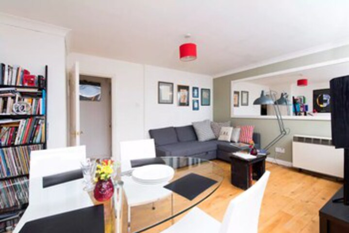 Room 16 of 20