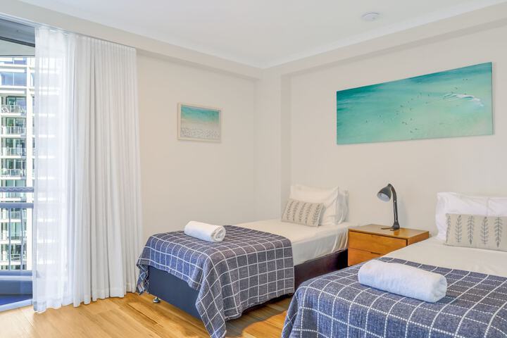 Room 10 of 46