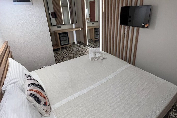 Room 26 of 50