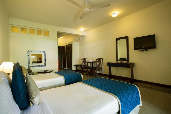 Room 46 of 79