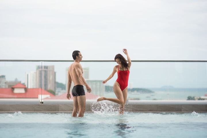 Pool 38 of 63