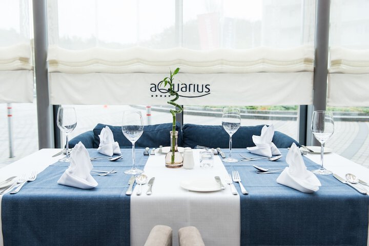 Dining Photos