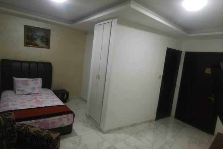 Room 4 of 45