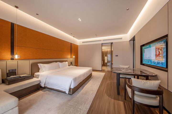 Room 29 of 51