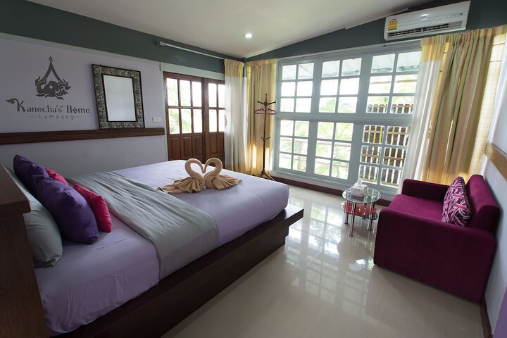Room 25 of 87