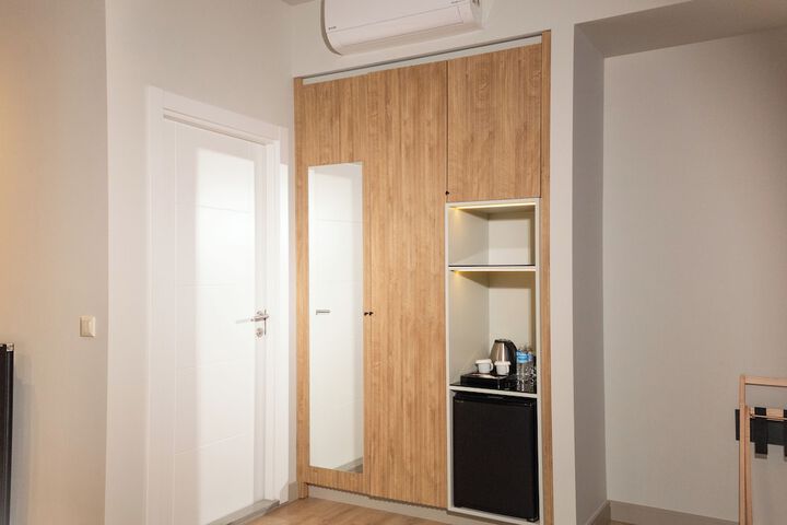 Room 51 of 81