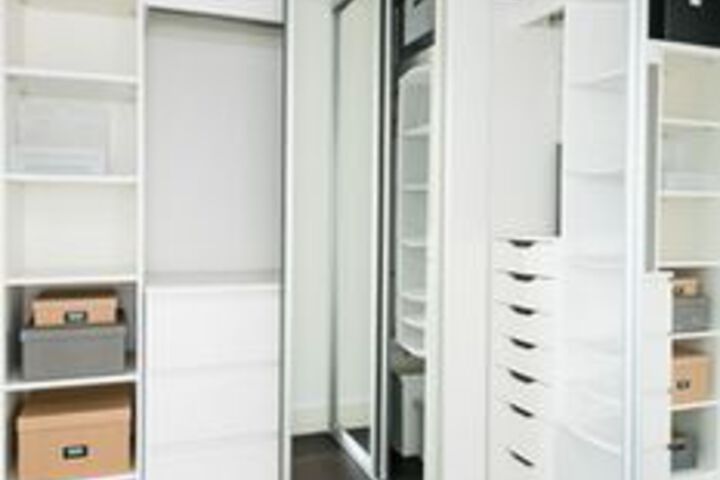 Room 16 of 23