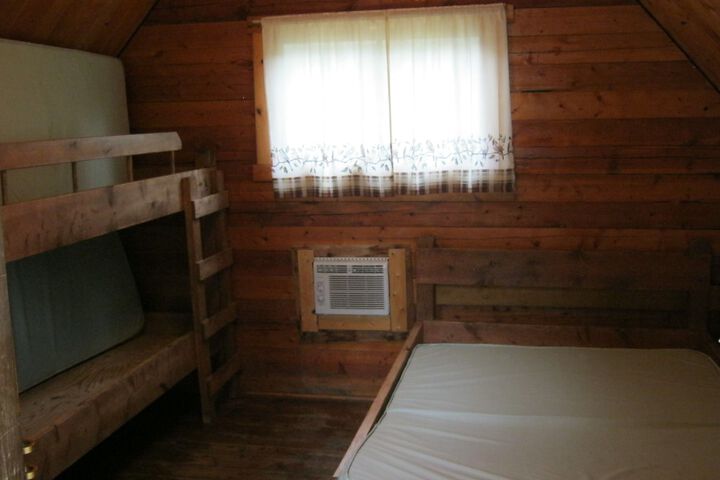 Room 4 of 29