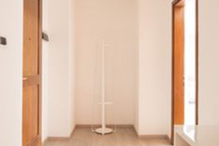 Room 9 of 22