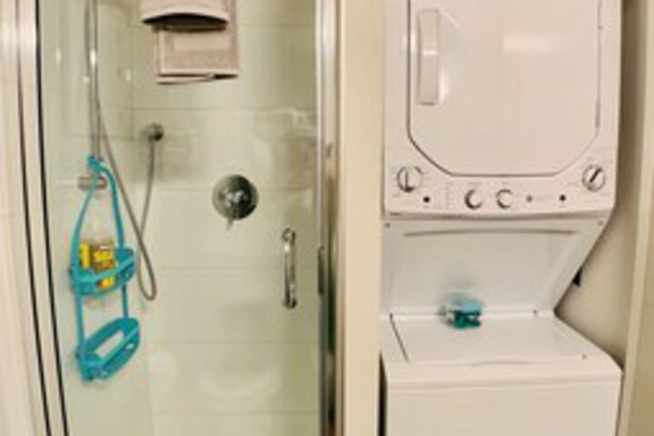 Laundry 10 of 16