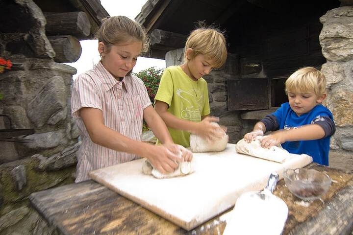 Childrens Activities 162 of 199