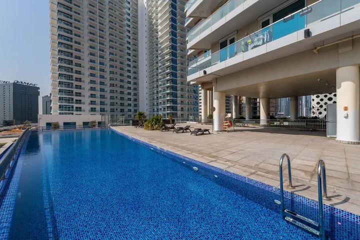 Pool 12 of 23