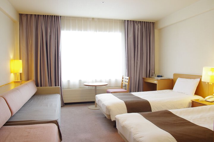 Room 3 of 88
