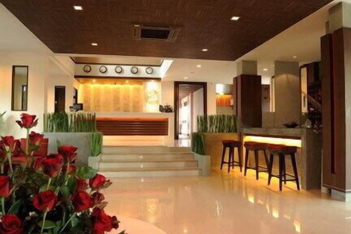 Guest Lobby