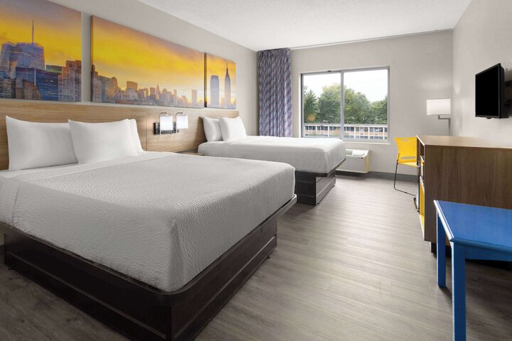 1 King Bed Suite (33 of 33)