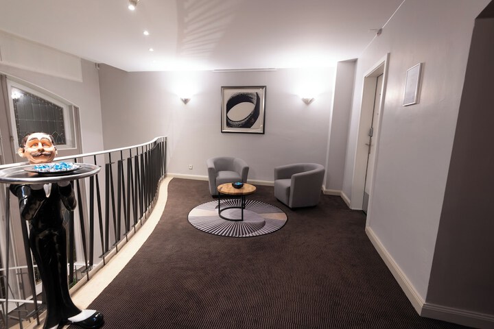 Hotel Interior 87 of 106
