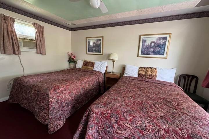 Room 9 of 30