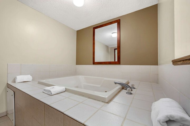 Room 20 of 36