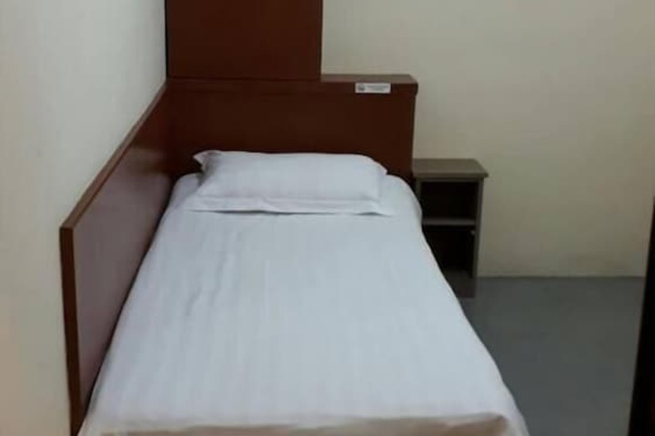 Room 13 of 53