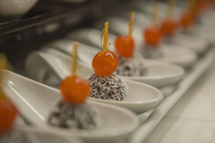 Dining 241 of 303