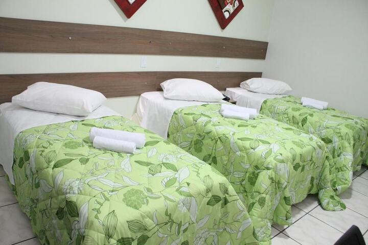 Room 3 of 39