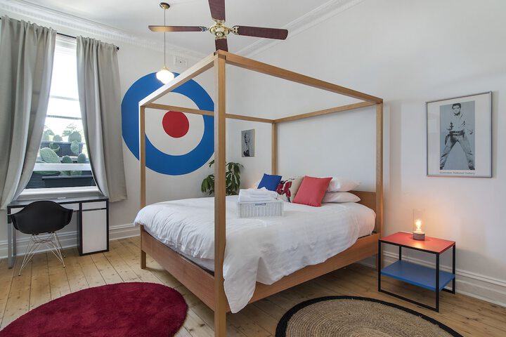 Room 15 of 43