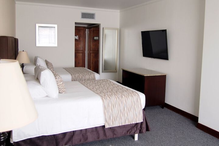 Room 12 of 53