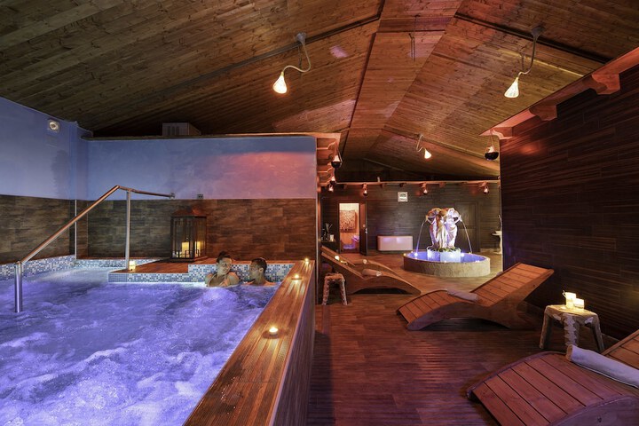 Spa 56 of 167