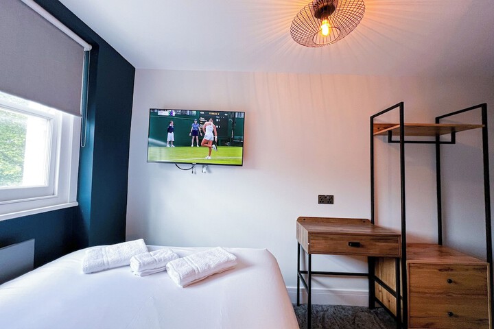 Room 3 of 19