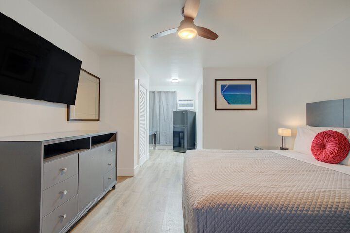 Room 30 of 52