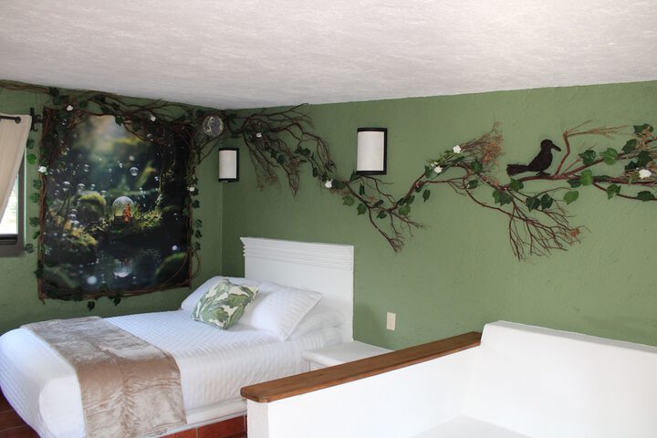 Room 22 of 45