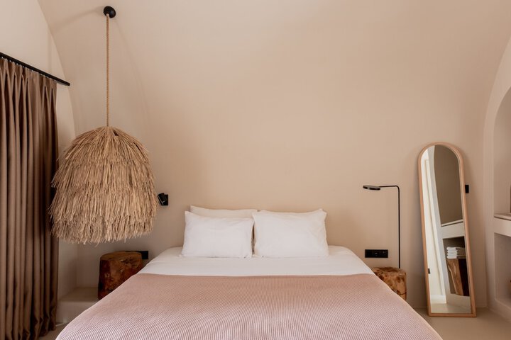 Room 13 of 50