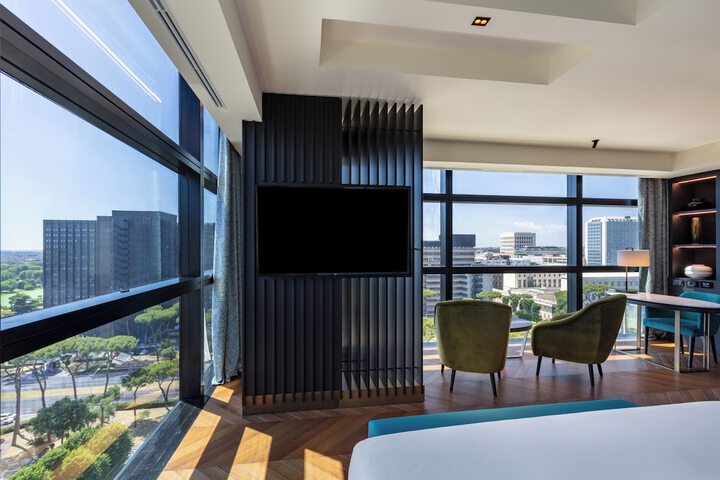 Room 50 of 147