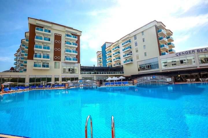 Pool 62 of 172