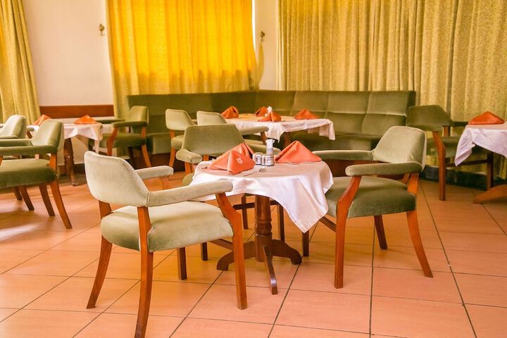 Dining 143 of 194