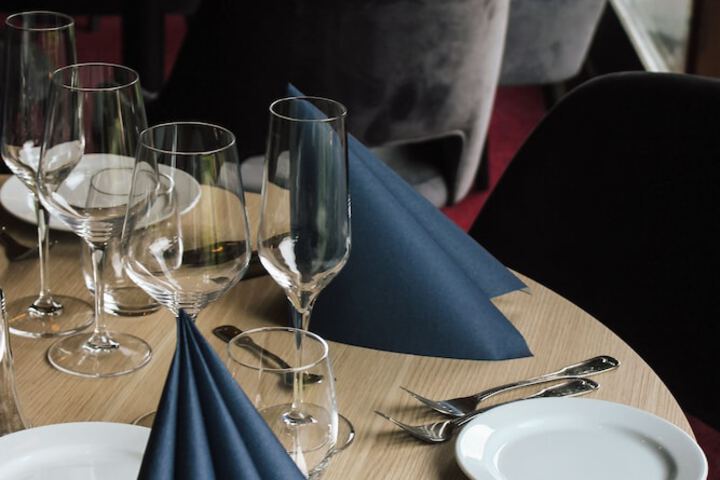 Dining 44 of 64