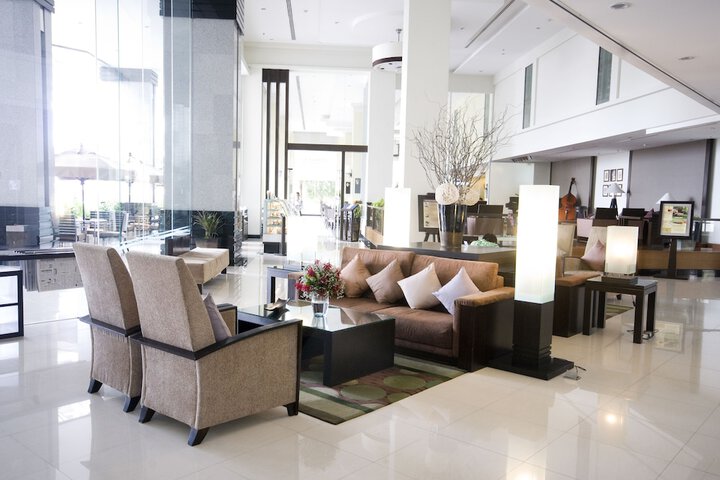 Guest Lobby