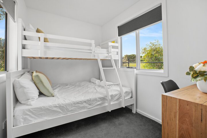 Room 12 of 121