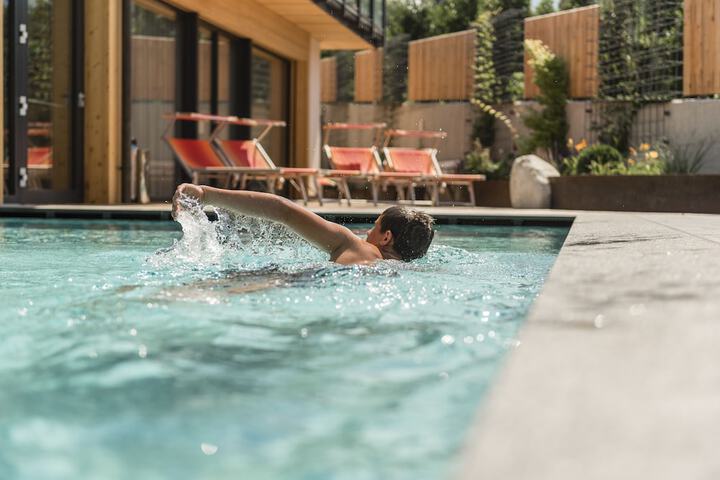 Pool 26 of 65