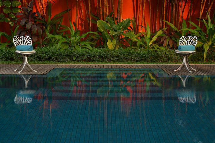 Pool 60 of 140